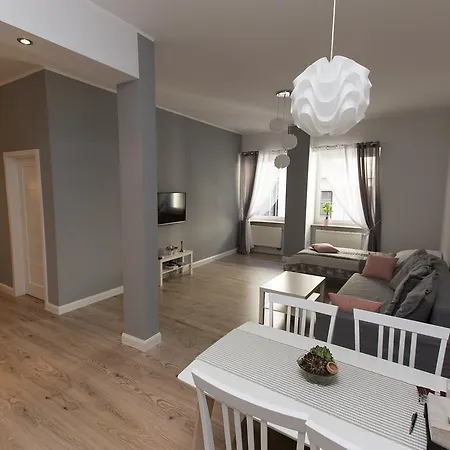 Apartament Zamkowa *