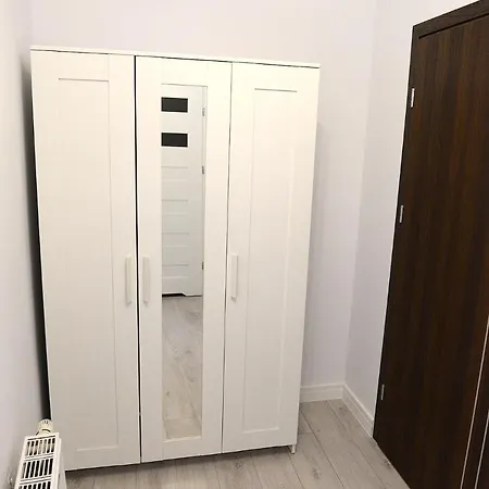 아파트 Zamkowa 옐레니아구라